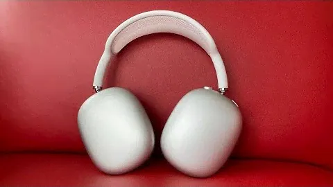 алюминиевые полноразмерные Bluetooth наушники Samsung. конкурент Apple airpods Max. жду
