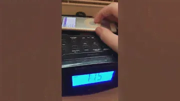 iPod DJ on dock using AM