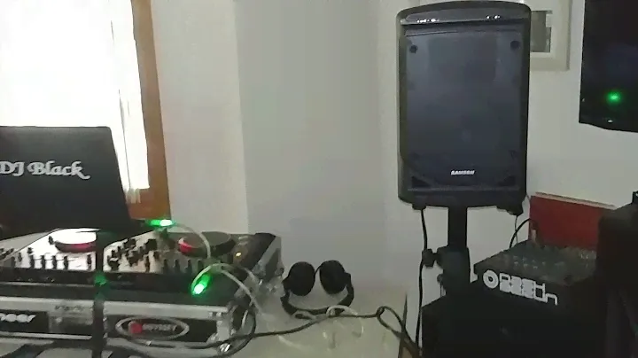 Samson XP 300 Portable P.A. System