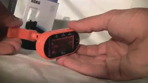 clip on tuner shoot out.m4v